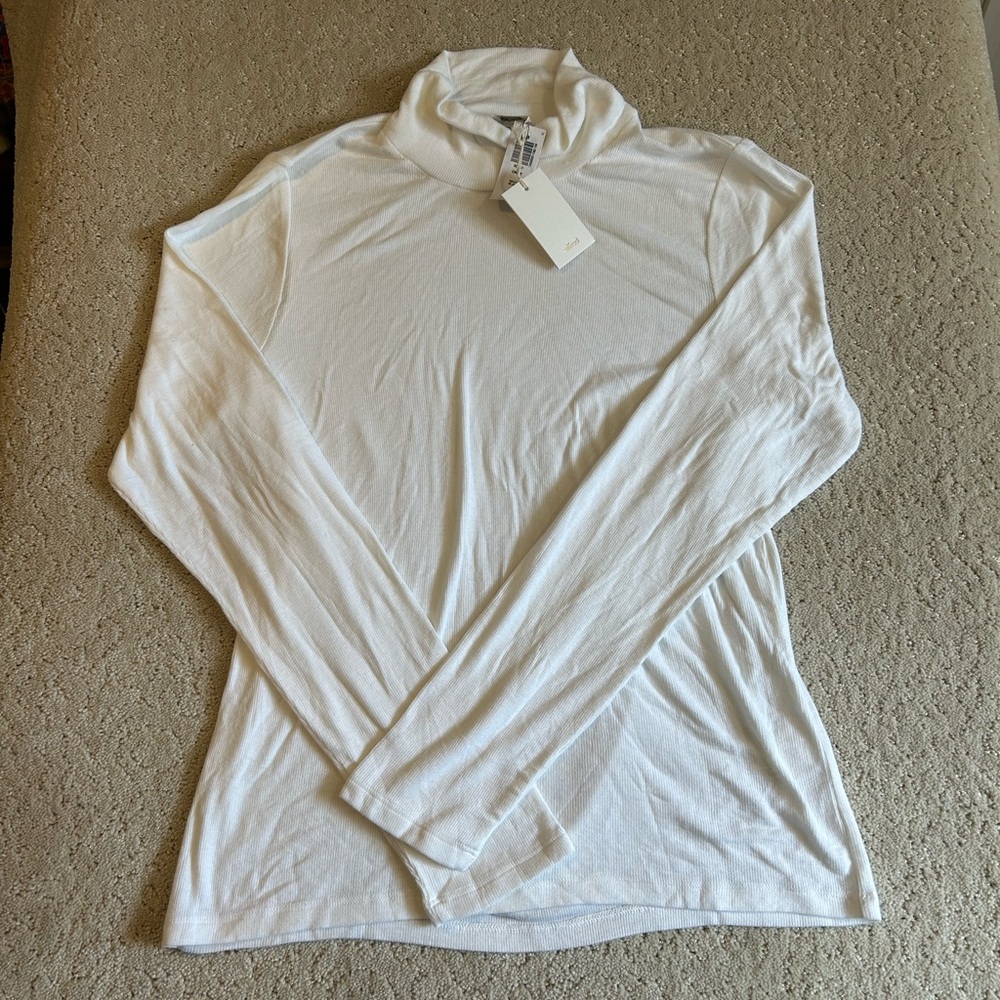 Aritzia Wilfred Ribbed Turtleneck Long-sleeve in White Size 2XL